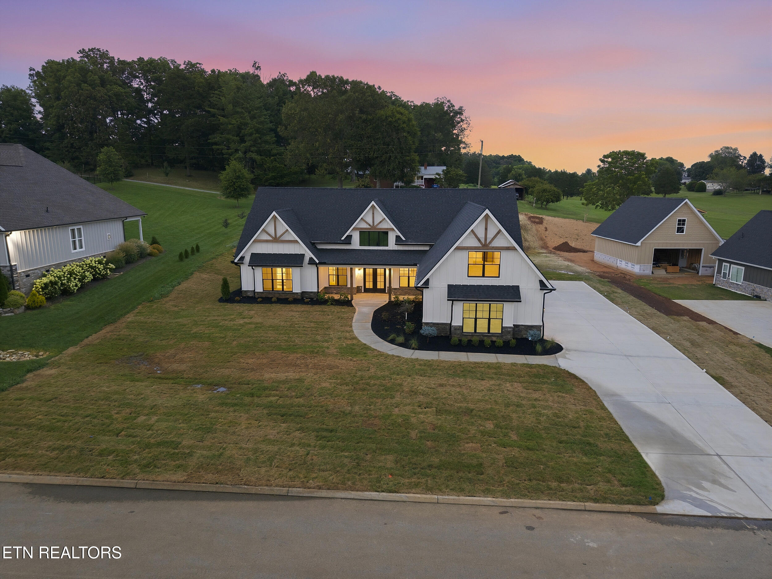175 Morganton Cove Greenback, TN 37742 - Photo 8 of 49 175_morganton_cv_0014