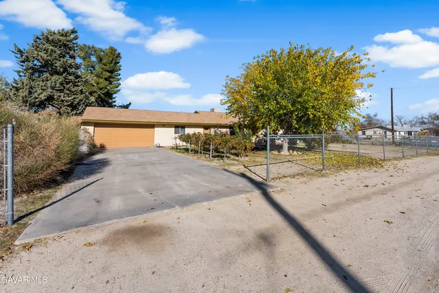 $529,999 | 9459 East Ave T 2, Littlerock, CA 93543