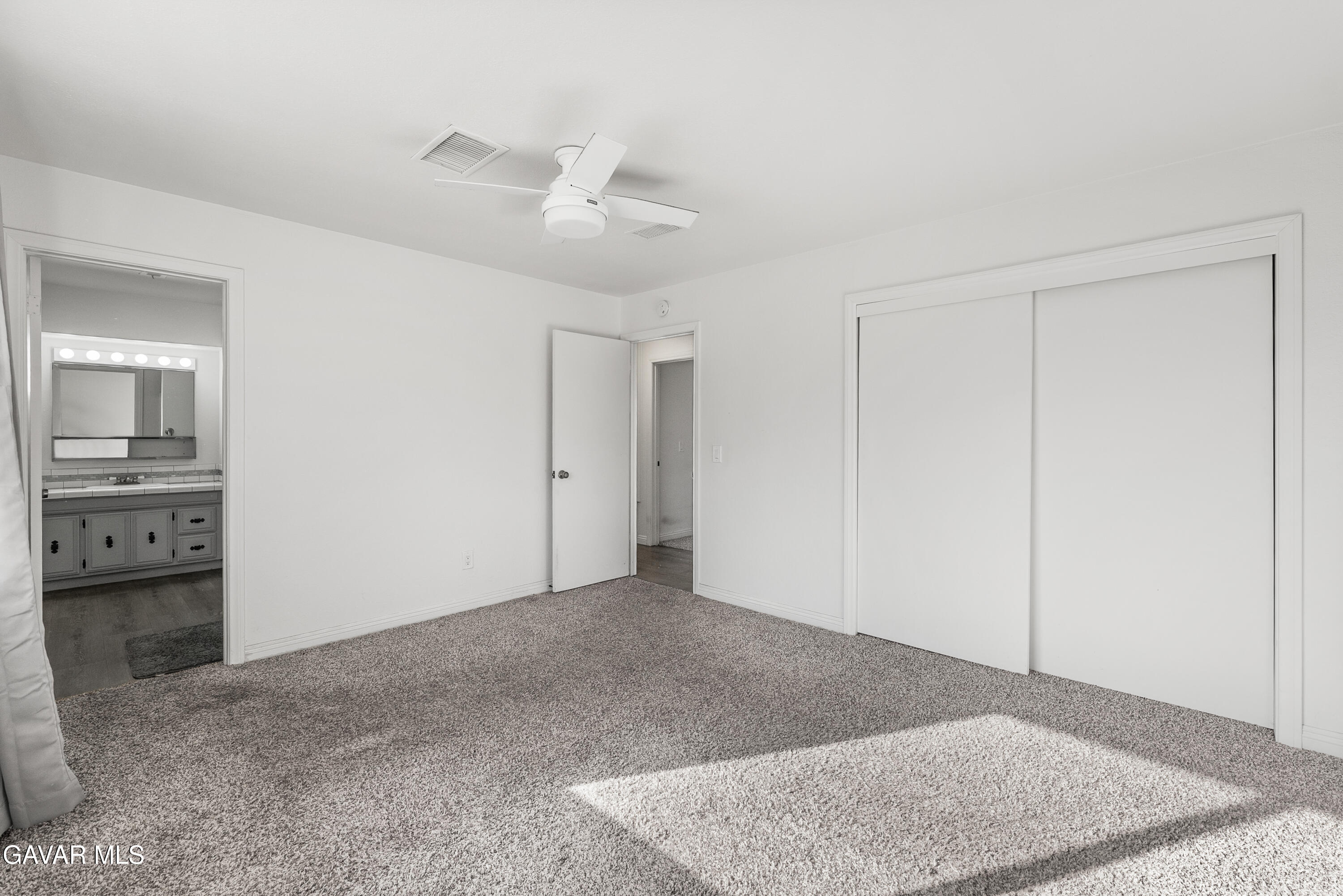 9459 East Ave T 2 Littlerock, CA 93543 - Photo 40 of 54 a view of a livingroom with a kitchen