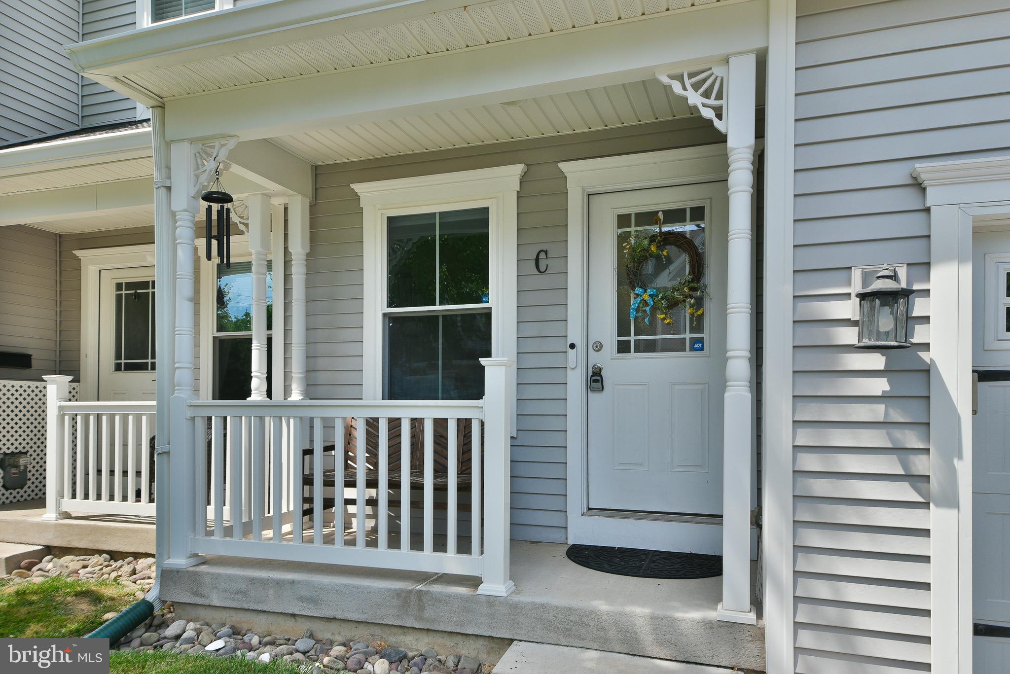 400 North York Road, Unit C Hatboro, PA 19040 - Photo 4 of 38 Front Porch