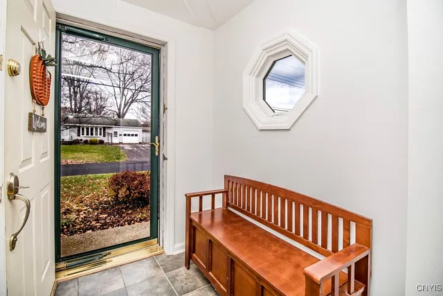 $275,000 | 110 Lynnhaven Drive, Clay, NY 13212