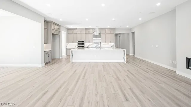 $1,299,900 | 241 Paraggi Bay Drive, Henderson, NV 89011