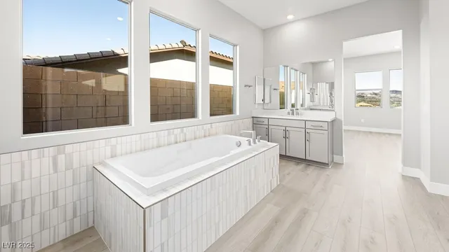 $1,299,900 | 241 Paraggi Bay Drive, Henderson, NV 89011