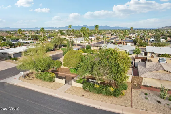 $834,900 | 10049 North 25th Place, Phoenix, AZ 85028