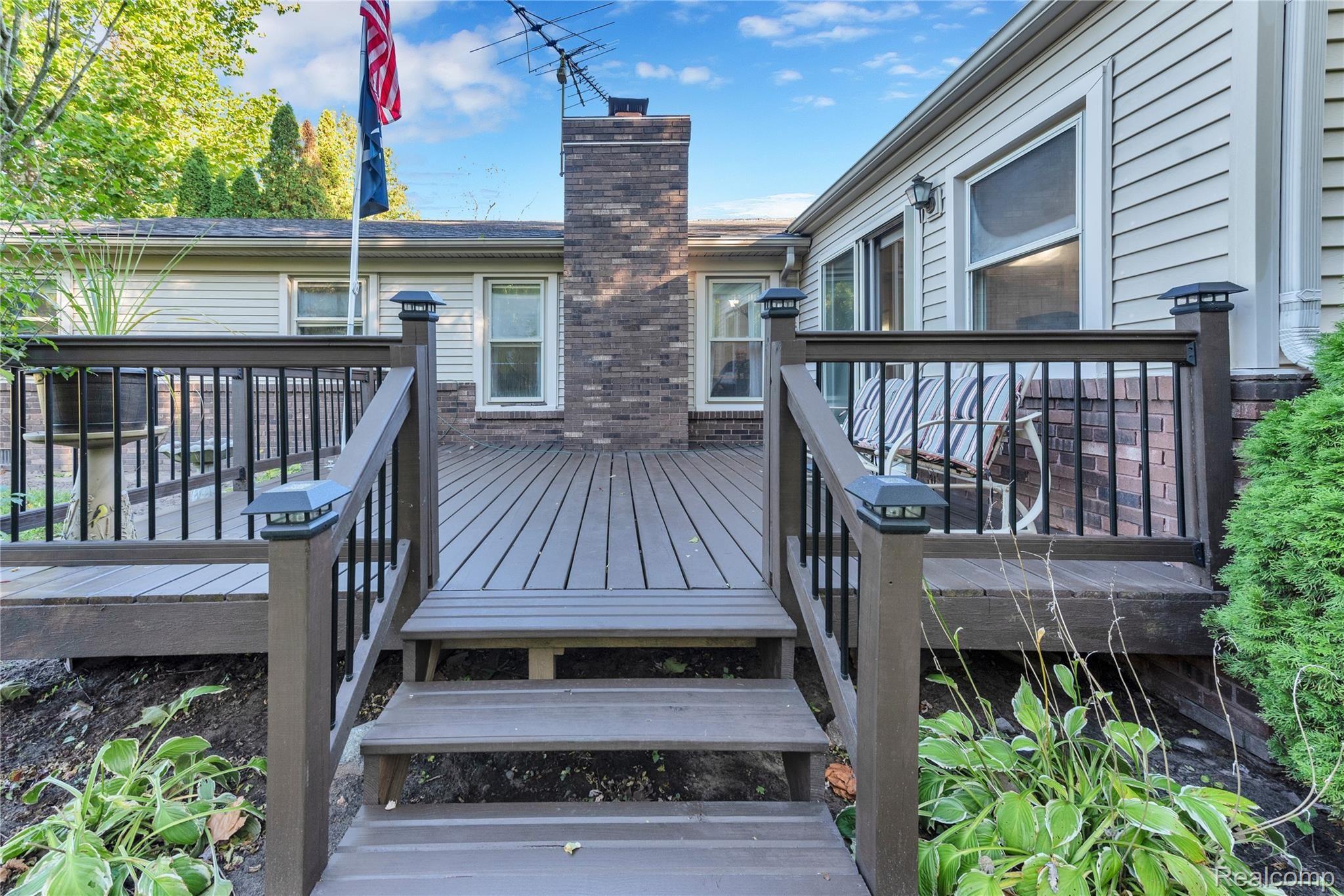 33299 King Road New Boston, MI 48164 - Photo 11 of 40 33299 King Rd - HD Drone Photography-11.jpg
