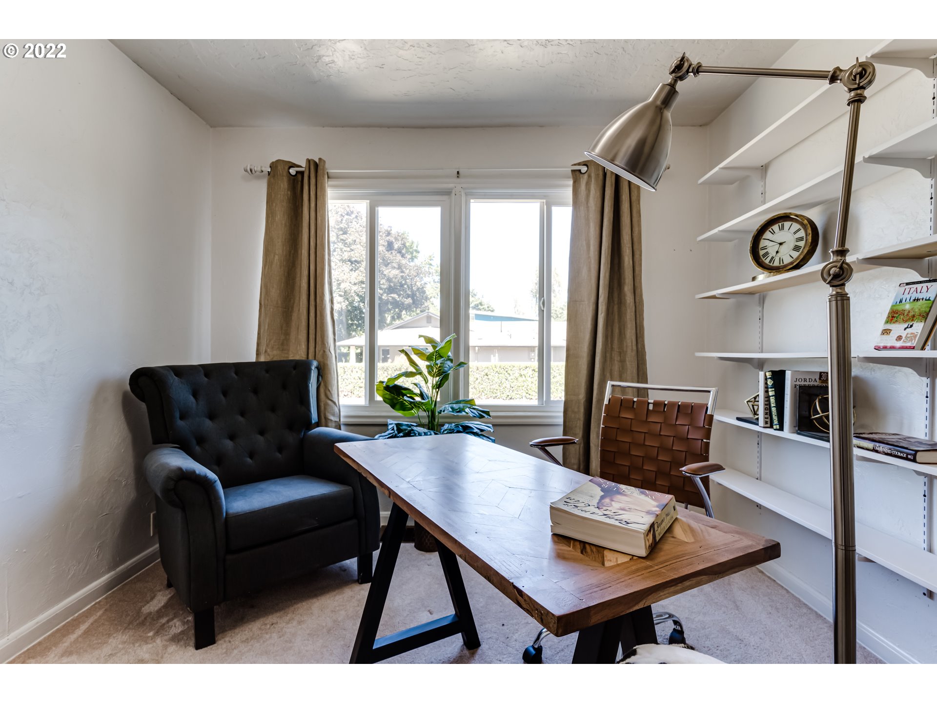 2691 Game Farm Road Springfield, OR 97477 - Photo 13 of 23 a living room with furniture and window