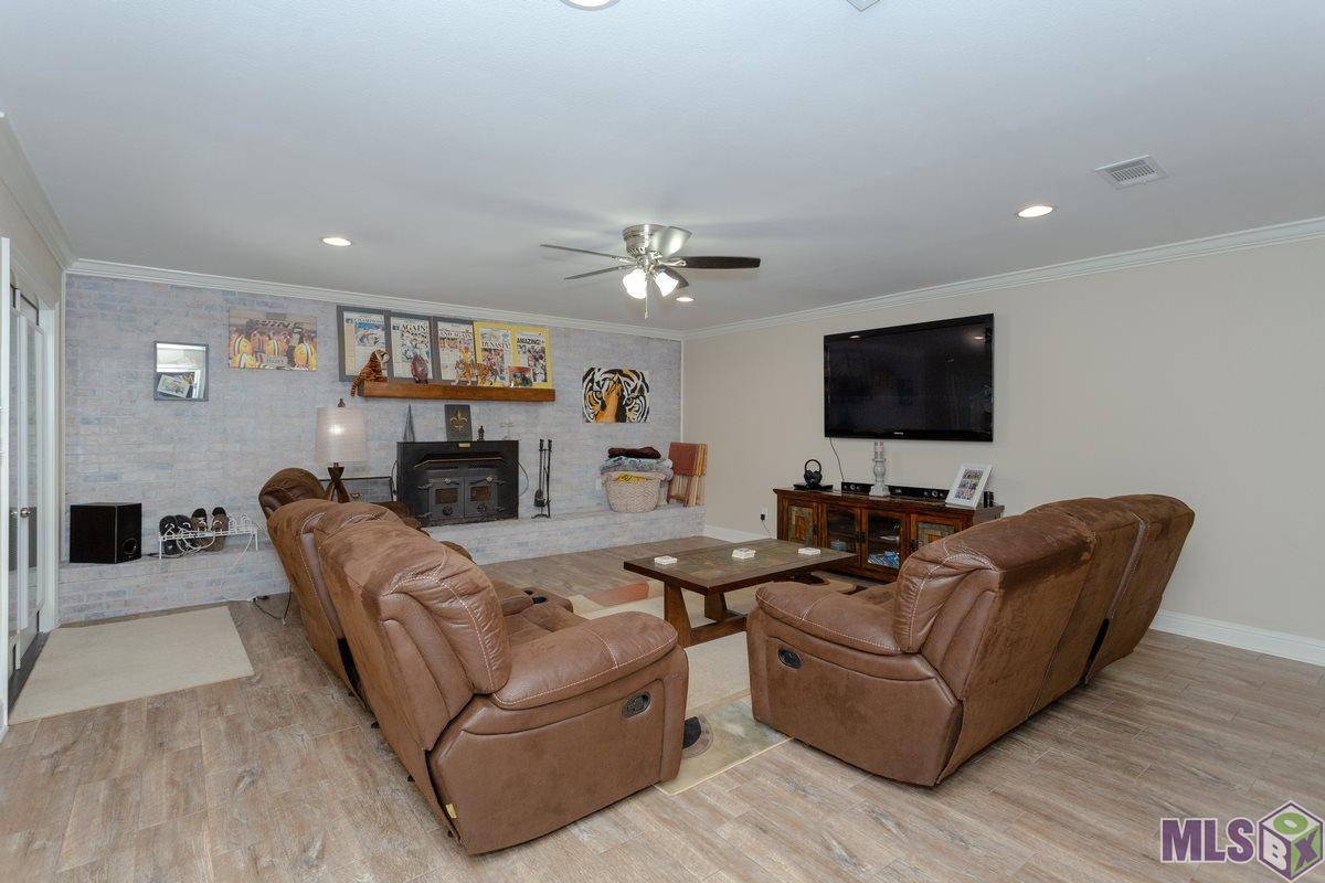 33849 Duff Road Walker, LA 70785 - Photo 4 of 32 Gallery Image 4