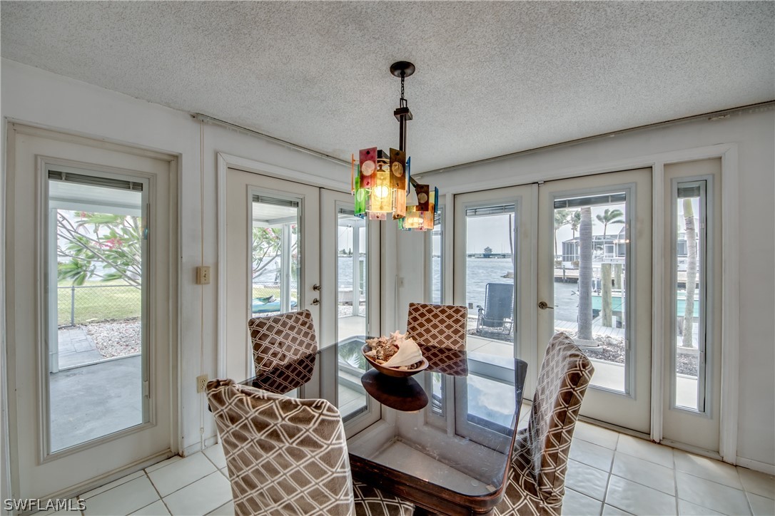 2579 Bridgeview Street Matlacha, FL 33993 - Photo 11 of 32 Gallery Image 11