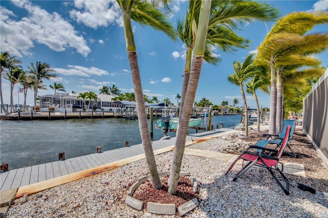 2579 Bridgeview Street Matlacha, FL 33993 - Photo 23 of 32 Gallery Image 23