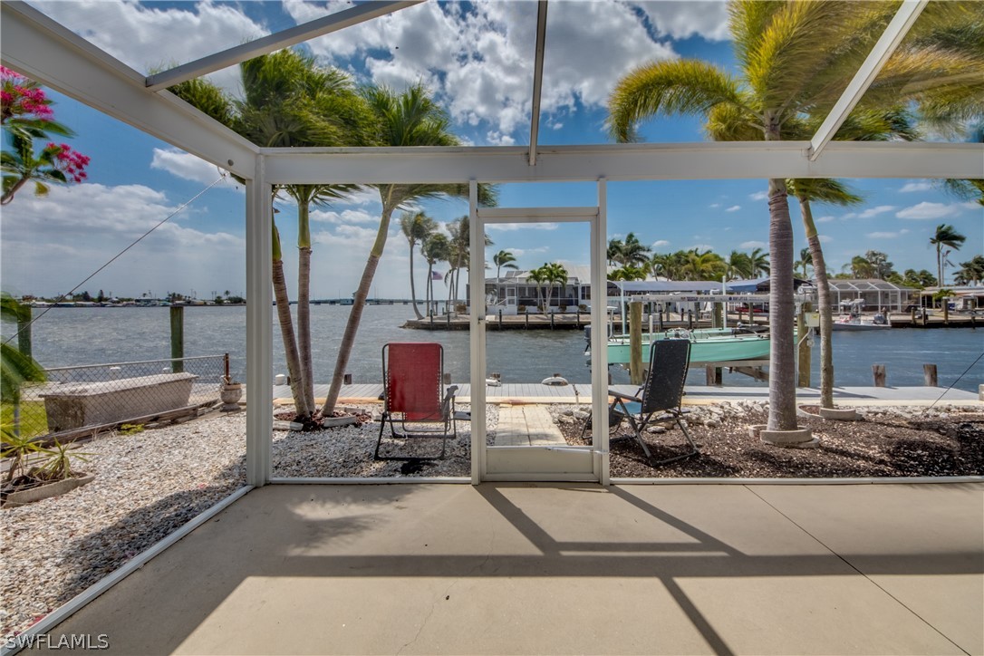 2579 Bridgeview Street Matlacha, FL 33993 - Photo 3 of 32 Gallery Image 3