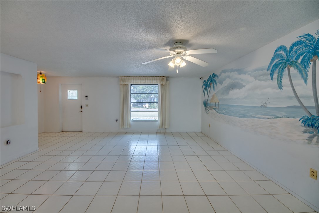 2579 Bridgeview Street Matlacha, FL 33993 - Photo 8 of 32 Gallery Image 8