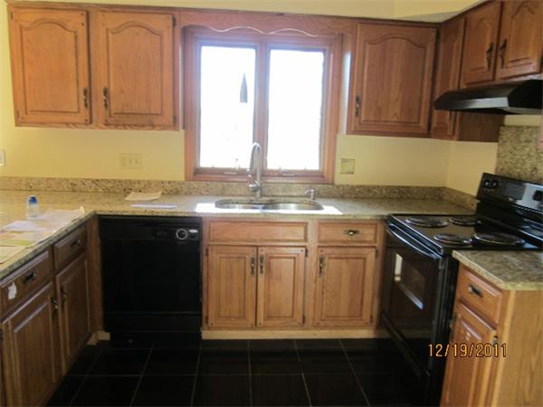 1302 Irving Road, Unit 1302 Randolph, MA 02368 - Photo 5 of 10 Gallery Image 5