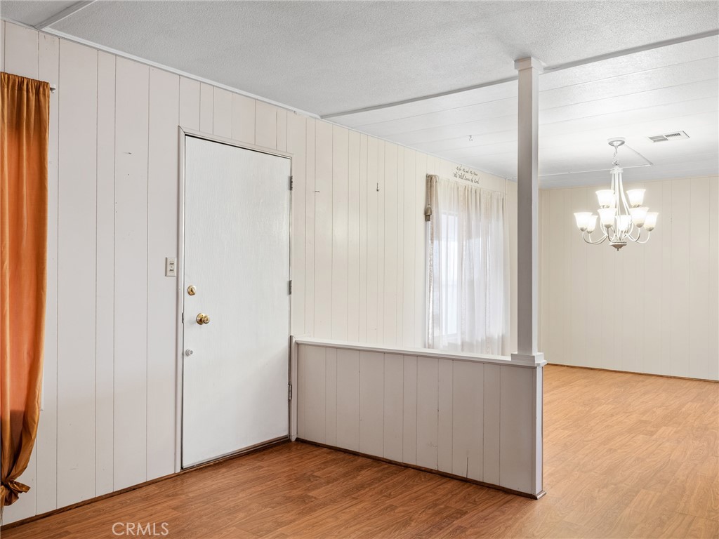 11414 Serra Road, Unit 21 Apple Valley, CA 92308 - Photo 2 of 35