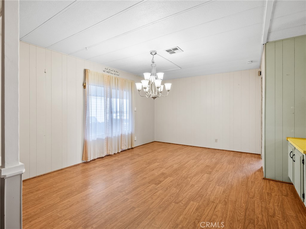 11414 Serra Road, Unit 21 Apple Valley, CA 92308 - Photo 6 of 35
