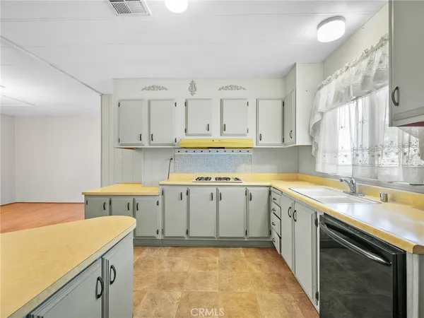 $79,900 | 11414 Serra Road, Unit 21, Apple Valley, CA 92308