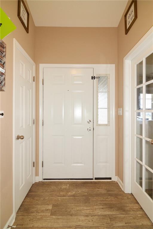2672 Autumn Road Indianapolis, IN 46229 - Photo 3 of 26