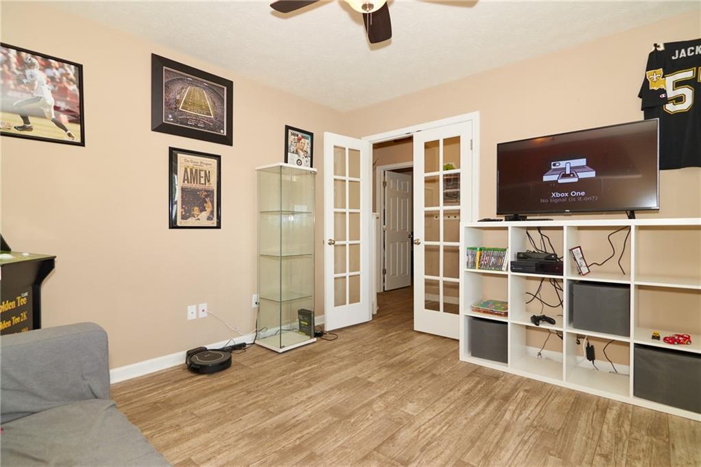 2672 Autumn Road Indianapolis, IN 46229 - Photo 5 of 26