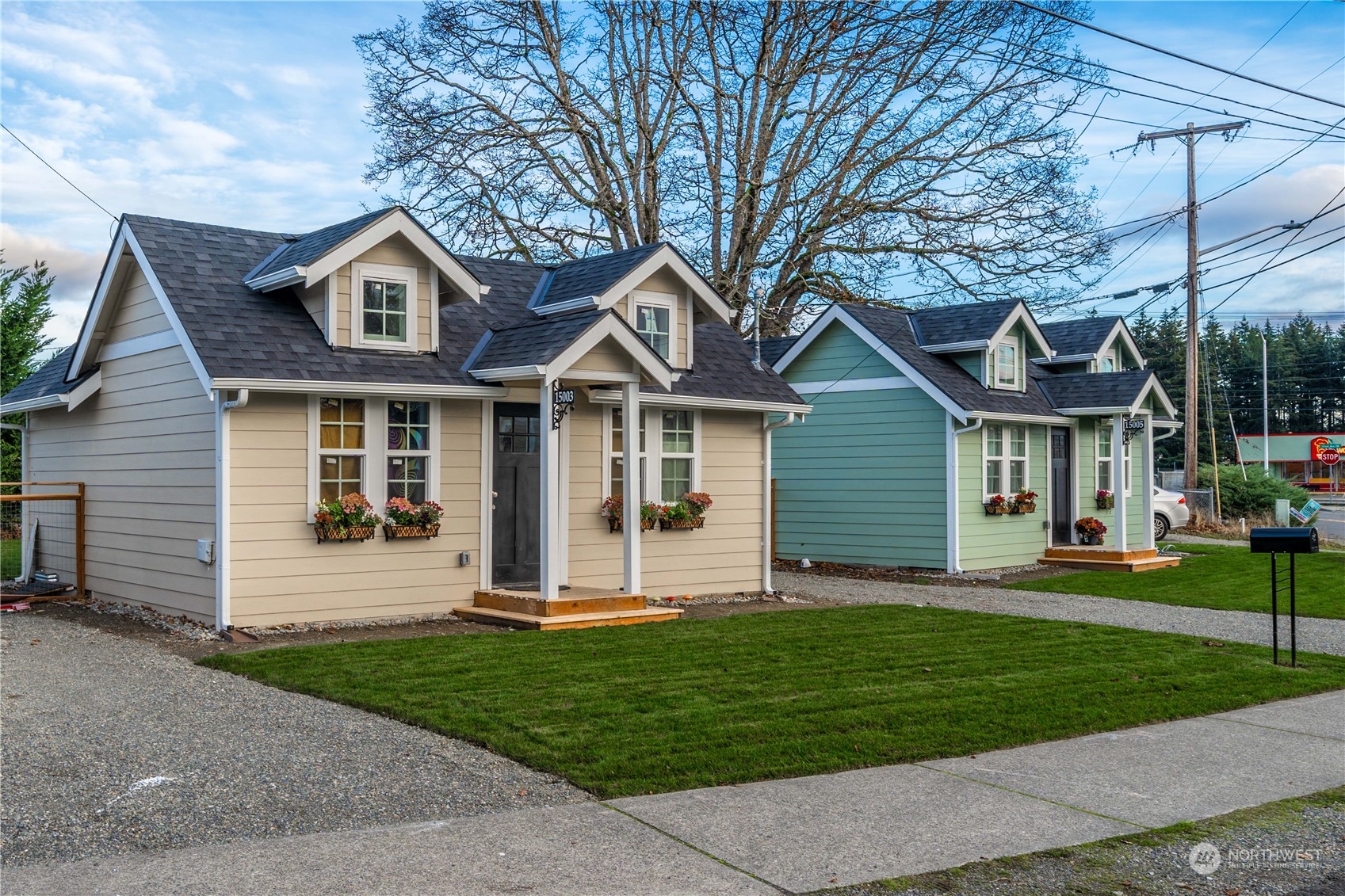 15001 West Thorne Lane Southwest Lakewood, WA 98498 - Photo 1 of 24