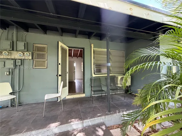 $1,600 | 1580 Northeast 145th Street, Unit 1582, Miami, FL 33161