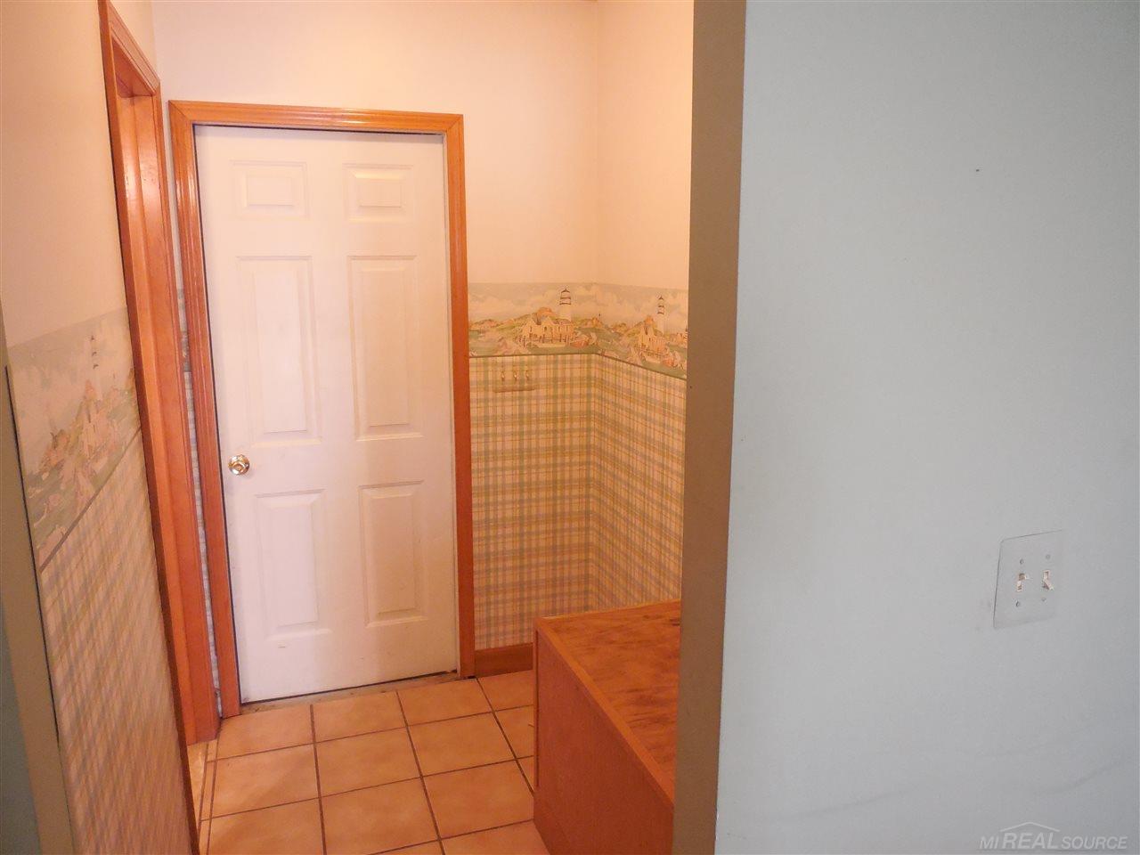 5944 Pointe Tremble Road Algonac, MI 48001 - Photo 7 of 30 31296879-7.JPG