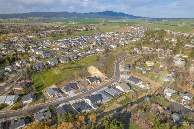 $93,700 | 2078 West View Drive, Moscow, ID 83843