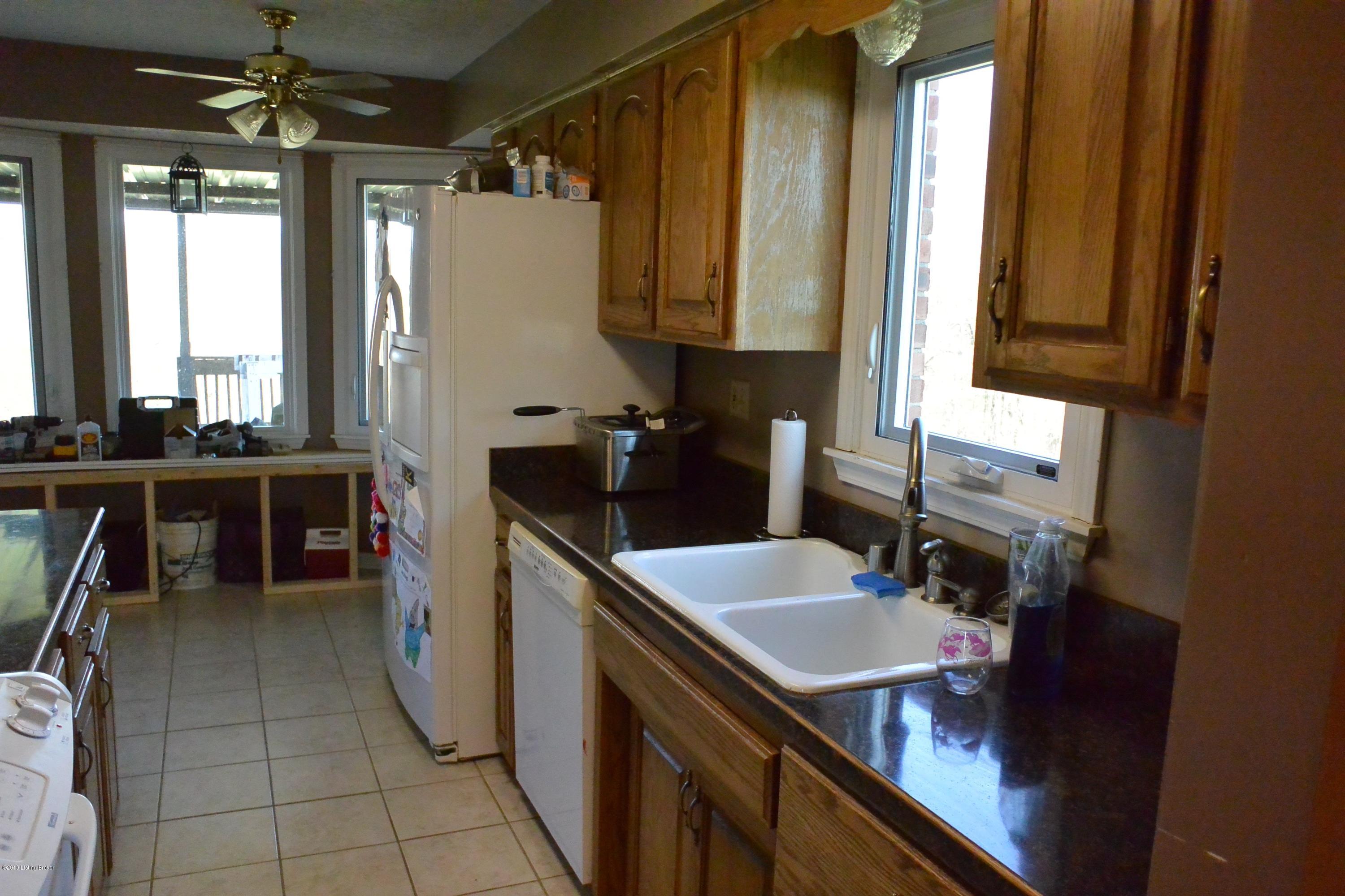 485 Colonel Cox Road South Coxs Creek, KY 40013 - Photo 8 of 24 Kitchen