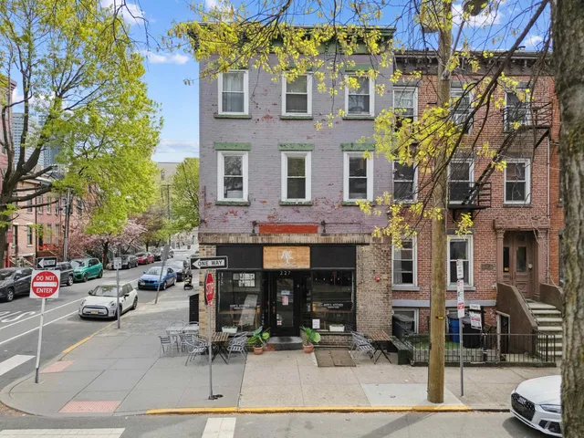 $1,595,000 | 227 7th Street, Jersey City, NJ 07302