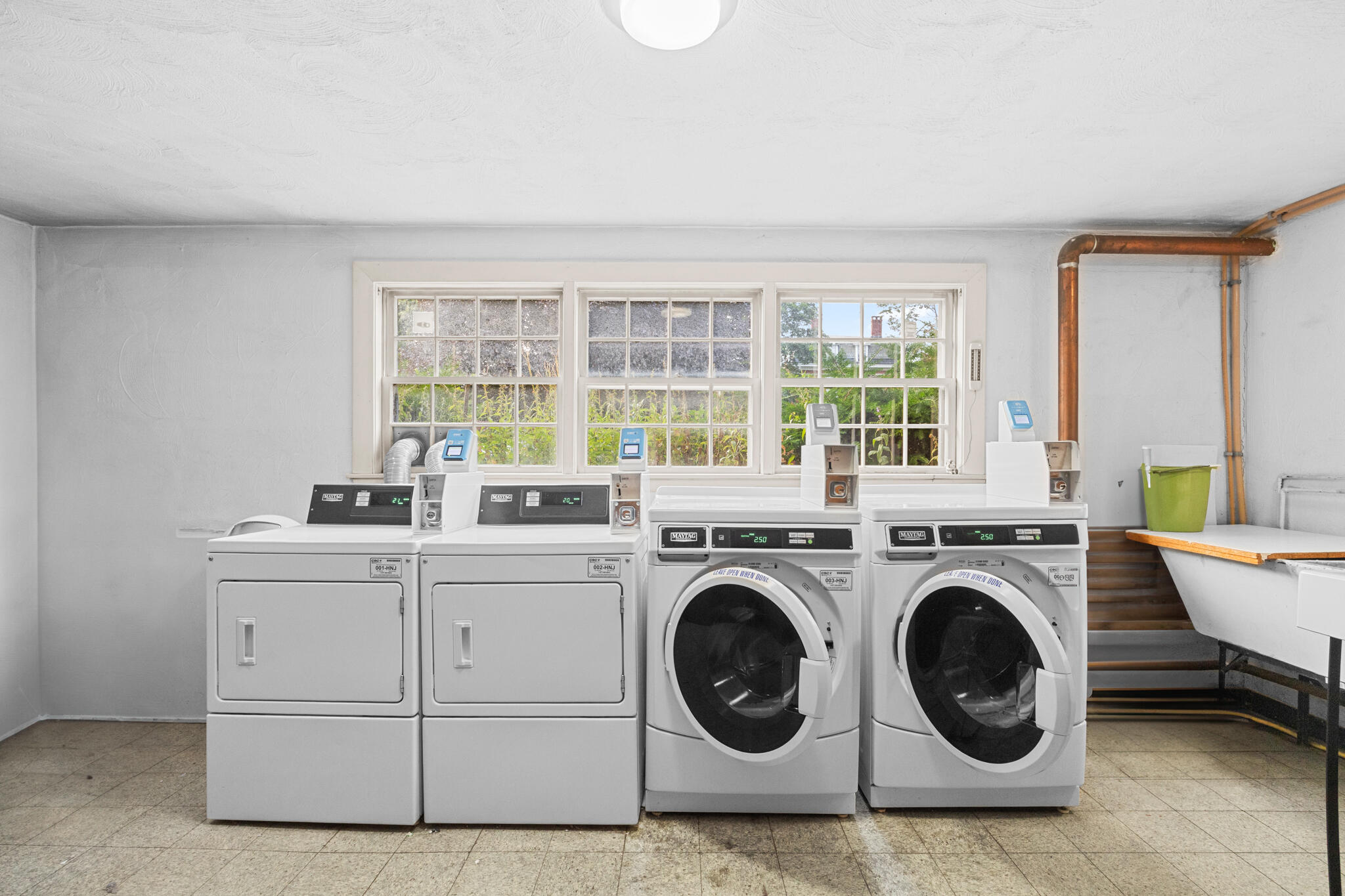 129 Pine Street, Unit 2 Portland, ME 04102 - Photo 24 of 32 APT-37