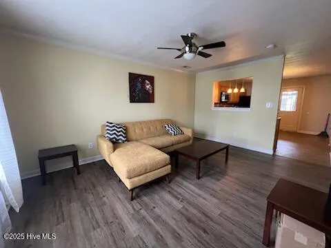 $1,225 | 605 Streamwood Drive, Jacksonville, NC 28546