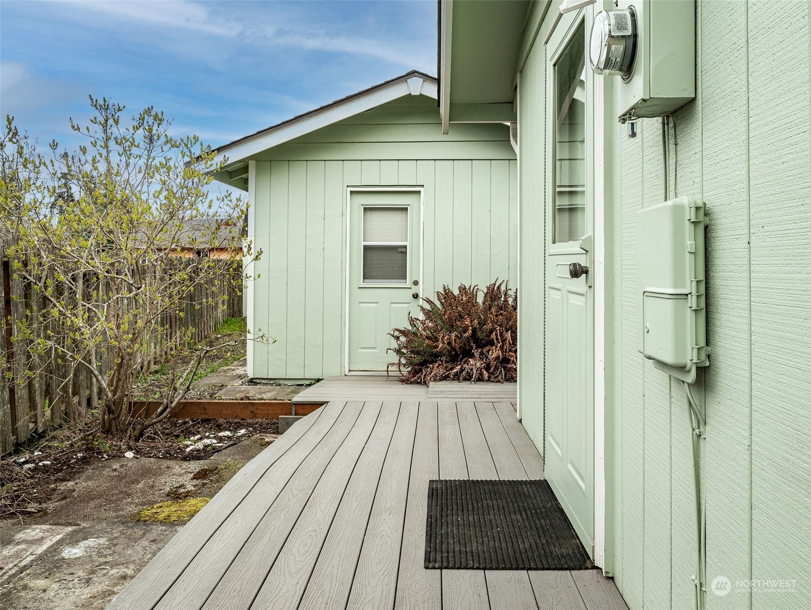 720 Memory Lane Port Townsend, WA 98368 - Photo 7 of 33 a view of a house with a door