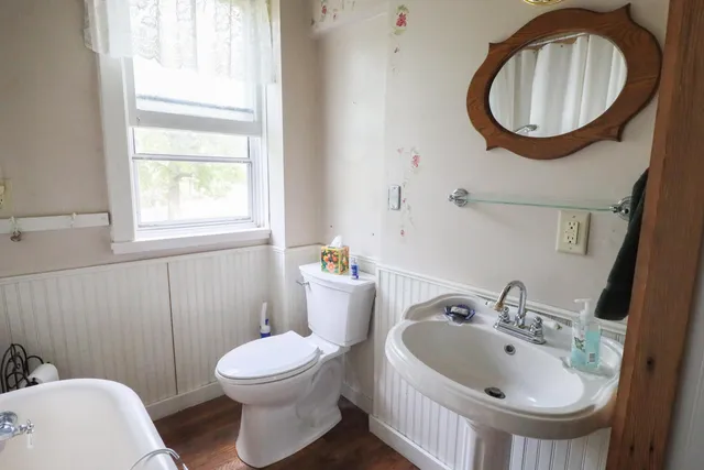 $649,000 | W5381 County Road West, Holmen, WI 54636