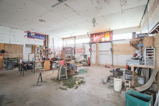 $649,000 | W5381 County Road West, Holmen, WI 54636