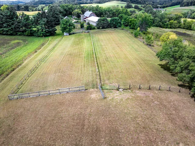 $649,000 | W5381 County Road West, Holmen, WI 54636