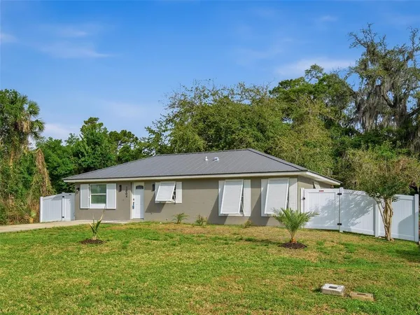 $354,900 | 1004 West 7th Street, New Smyrna Beach, FL 32168