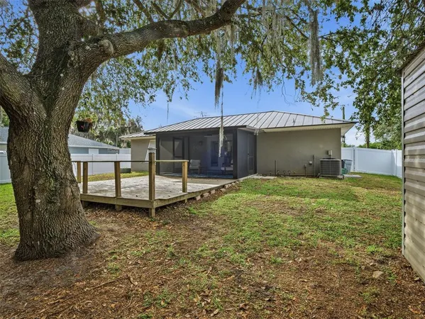 $354,900 | 1004 West 7th Street, New Smyrna Beach, FL 32168