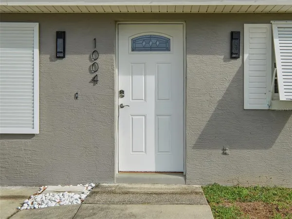 $354,900 | 1004 West 7th Street, New Smyrna Beach, FL 32168