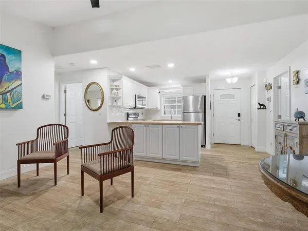 $354,900 | 1004 West 7th Street, New Smyrna Beach, FL 32168