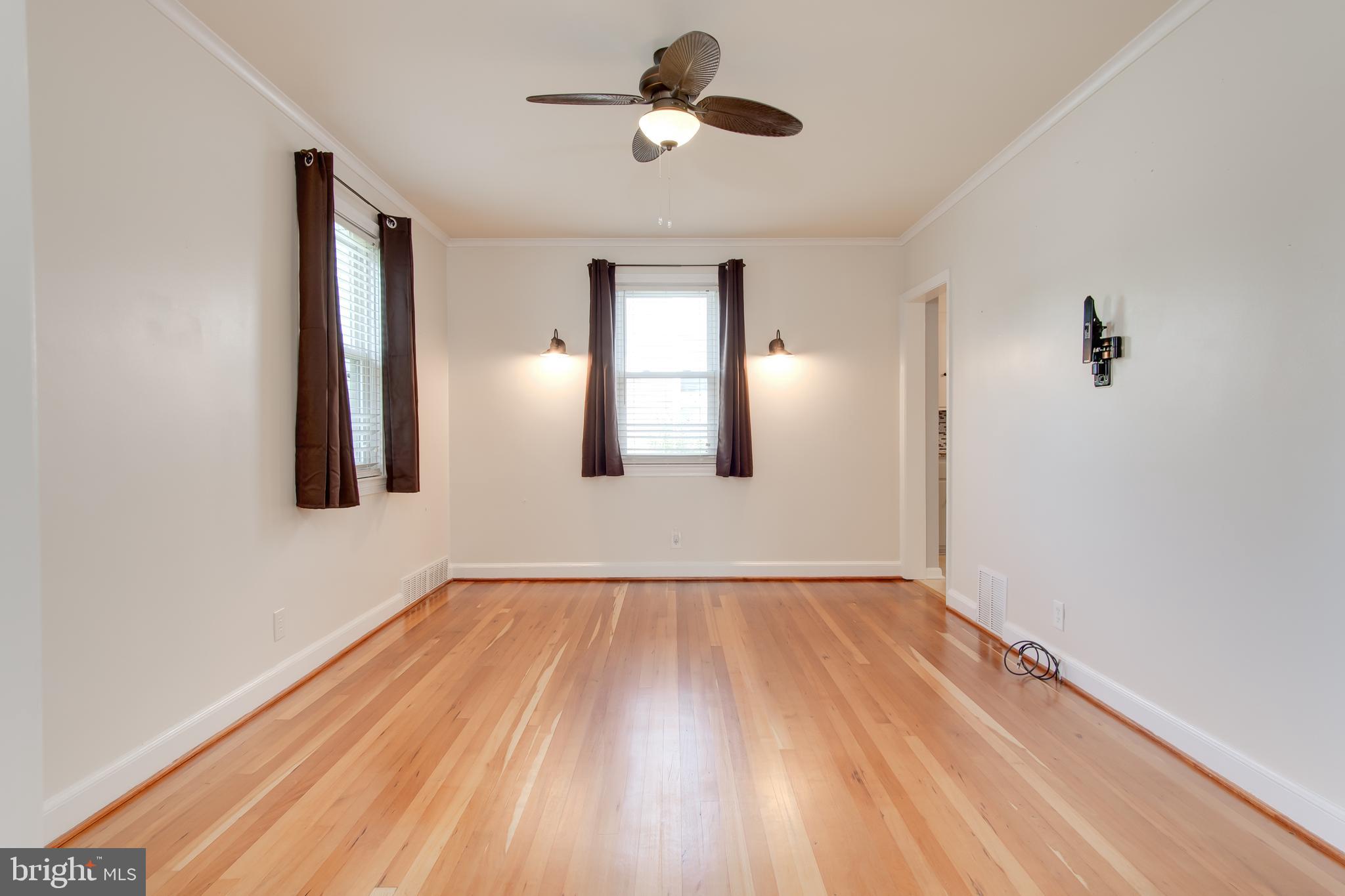 1024 Columbia Road Hagerstown, MD 21742 - Photo 3 of 31 Gallery Image 3