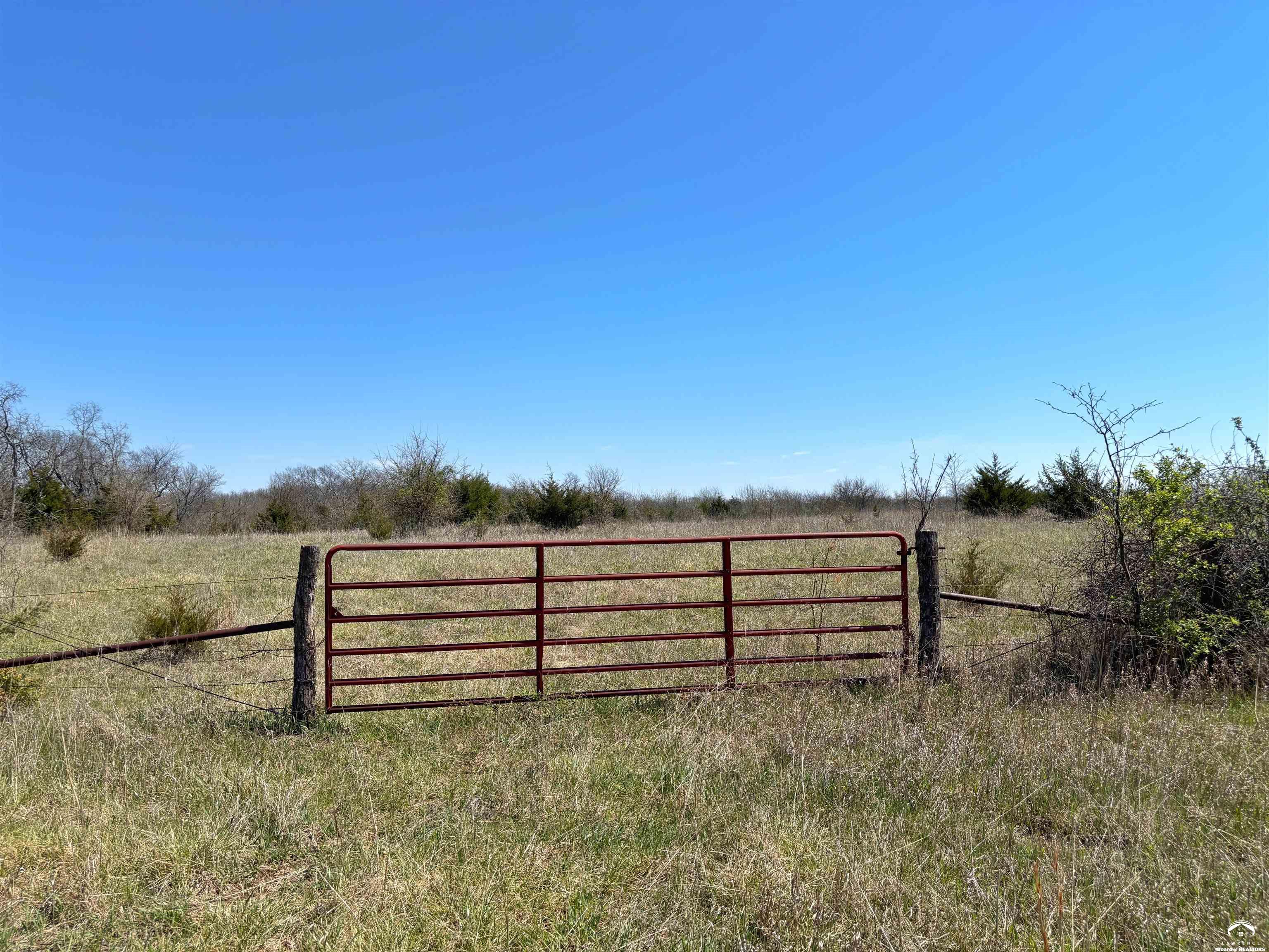 1240 North 900 Road Lawrence, KS 66047 - Photo 16 of 43