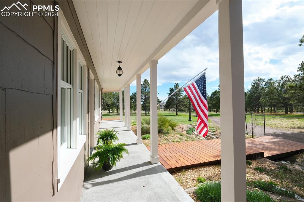 11508 Shaugnessy Road Colorado Springs, CO 80908 - Photo 48 of 49 a view of an entryway