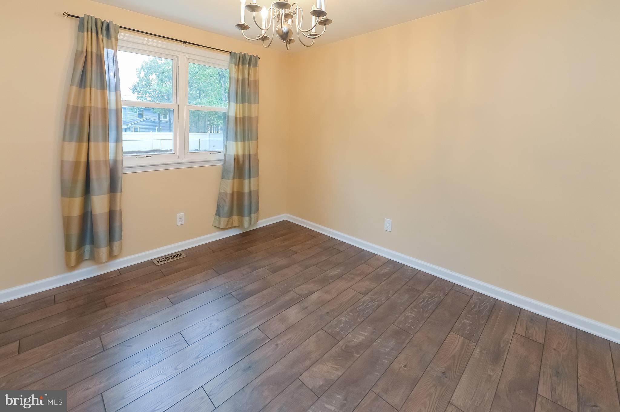 273 Peppermill Road West Berlin, NJ 08091 - Photo 8 of 27 Gallery Image 8