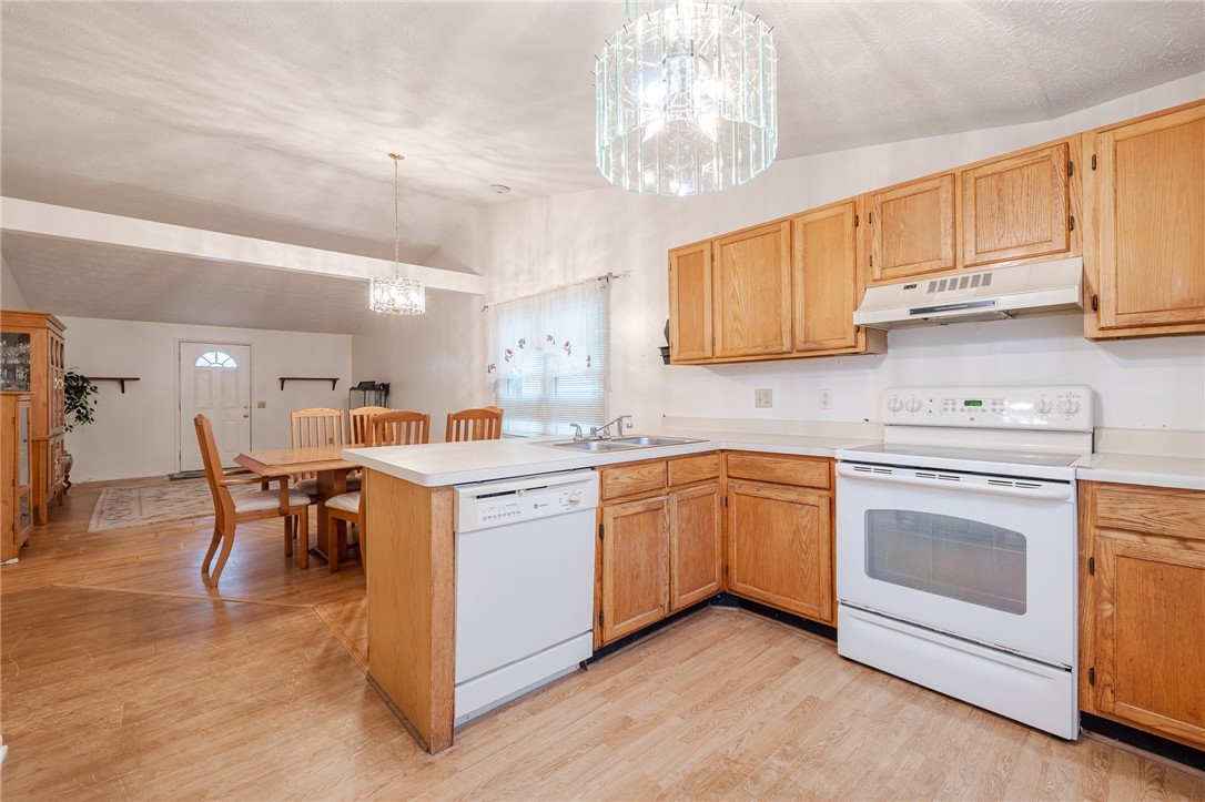 67 Tall Tree Drive Penfield, NY 14526 - Photo 8 of 23