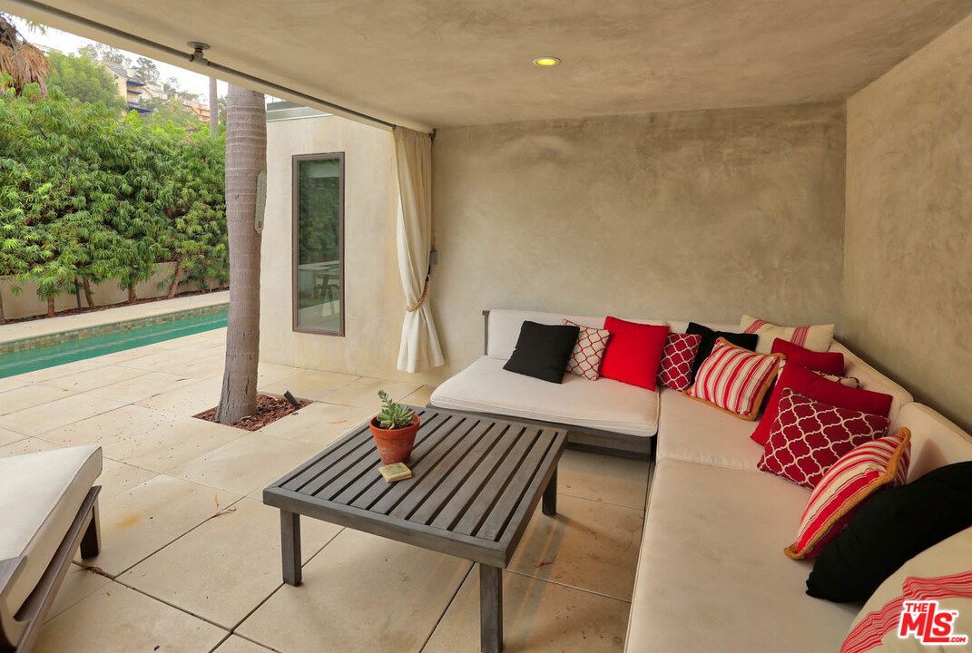 8532 Ridpath Drive Los Angeles, CA 90046 - Photo 49 of 52