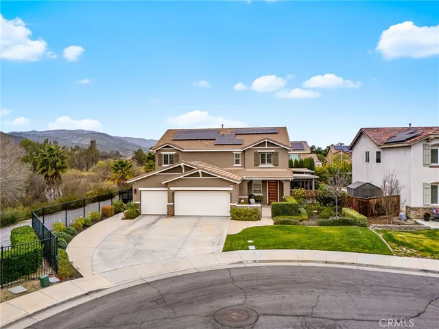 $849,999 | 32527 Falling Leaf Court, Wildomar, CA 92595