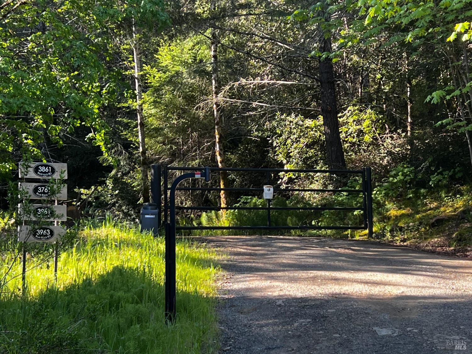 3761 East Blue Rock Road Garberville, CA 95542 - Photo 34 of 38 a view of swimming pool with yard
