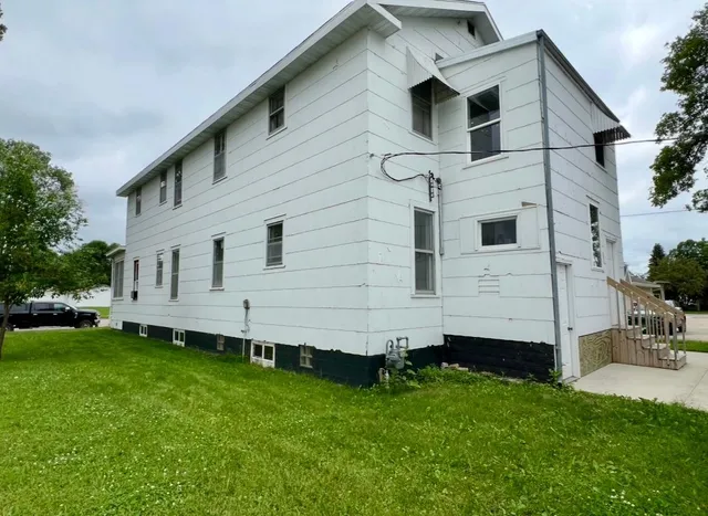 $99,900 | 217 5th Street South, Breckenridge, MN 56520