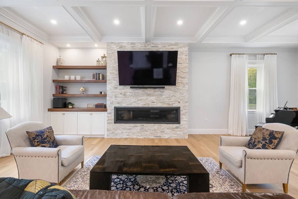 7 Phyllis Lane Milton, MA 02186 - Photo 14 of 37