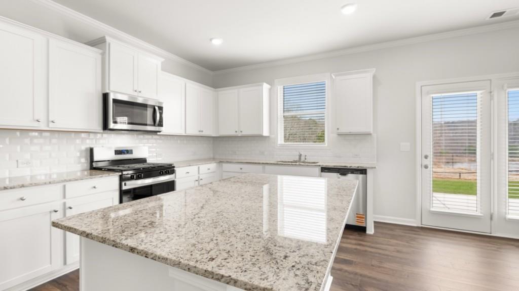 388 Thompson Rdg Lane Dallas, GA 30132 - Photo 10 of 39