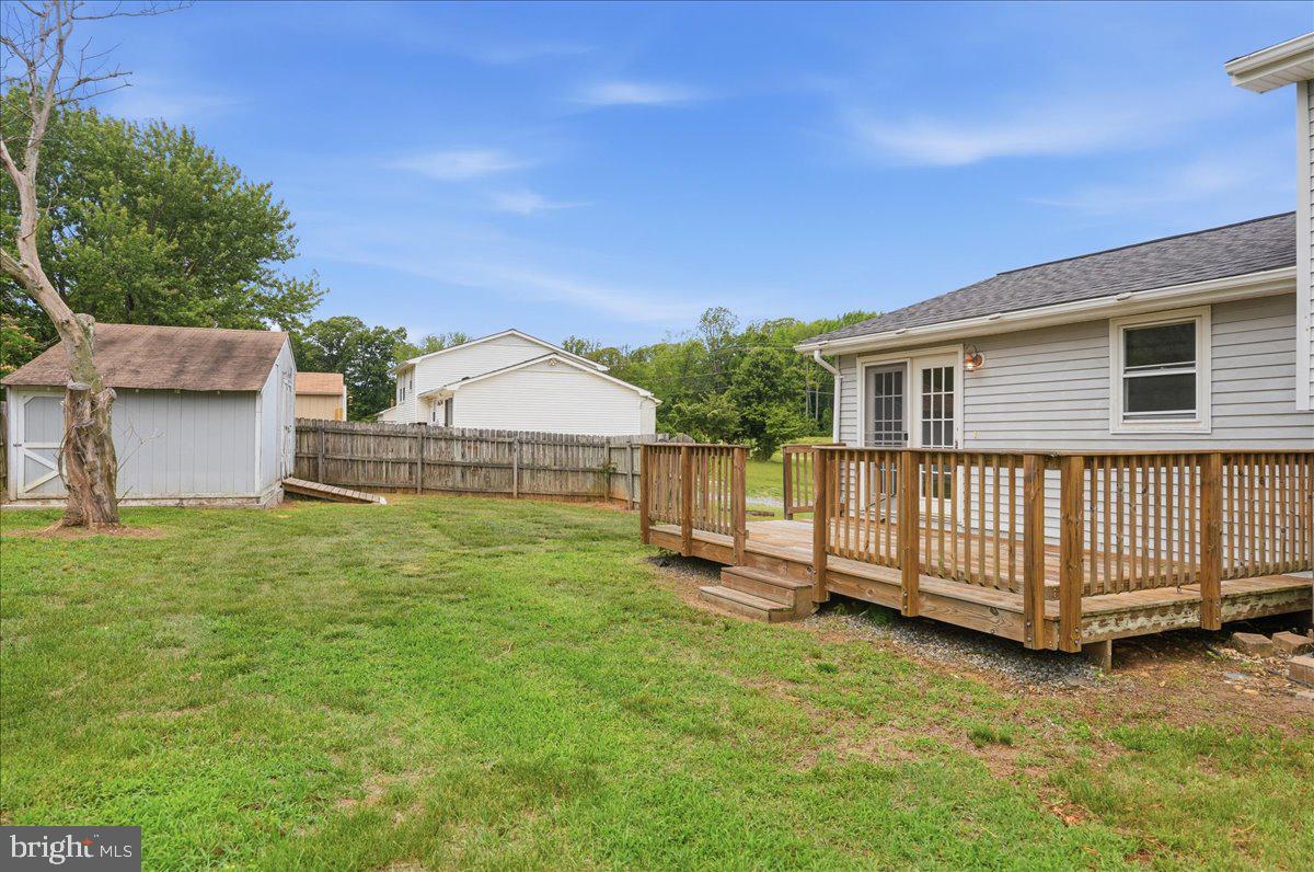 10405 Gordon Road Spotsylvania, VA 22553 - Photo 23 of 25