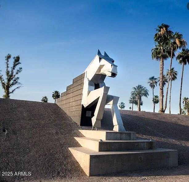 7575 East Indian Bend Road, Unit 2002 Scottsdale, AZ 85250 - Photo 20 of 24 a view of entryway and hall